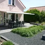 Сasa de vacaciones House Sunny Side - 1 Km From The *