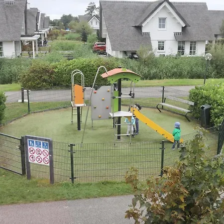 House Sunny Side - 1 Km From The