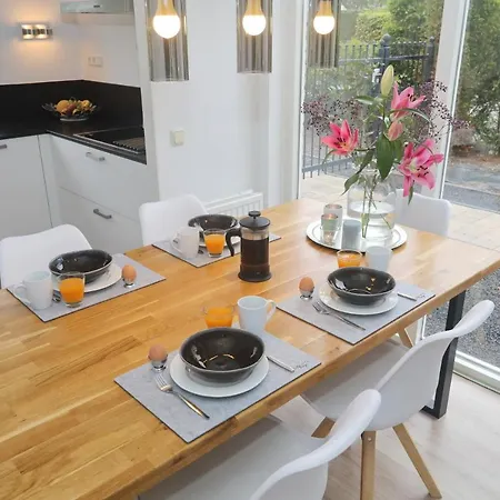 House Sunny Side - 1 Km From The Noordwijk