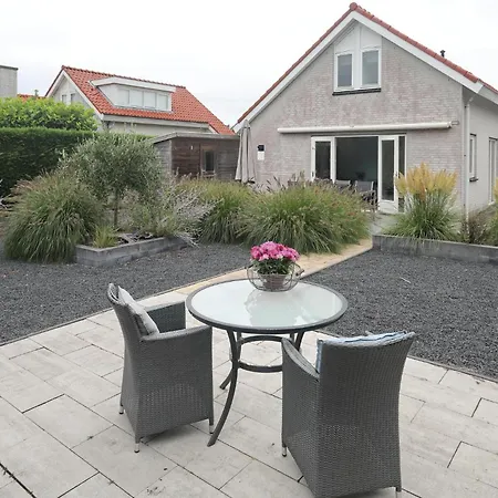 Holiday home House Sunny Side - 1 Km From The