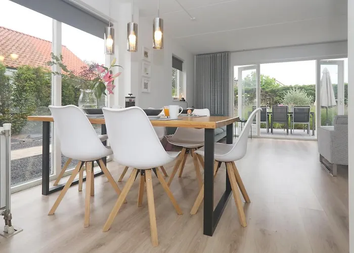 Feriehus House Sunny Side - 1 Km From The Noordwijk